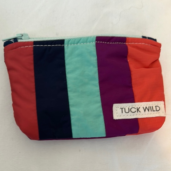 Multicolor Coin purse crafted in AK - Picture 1 of 3